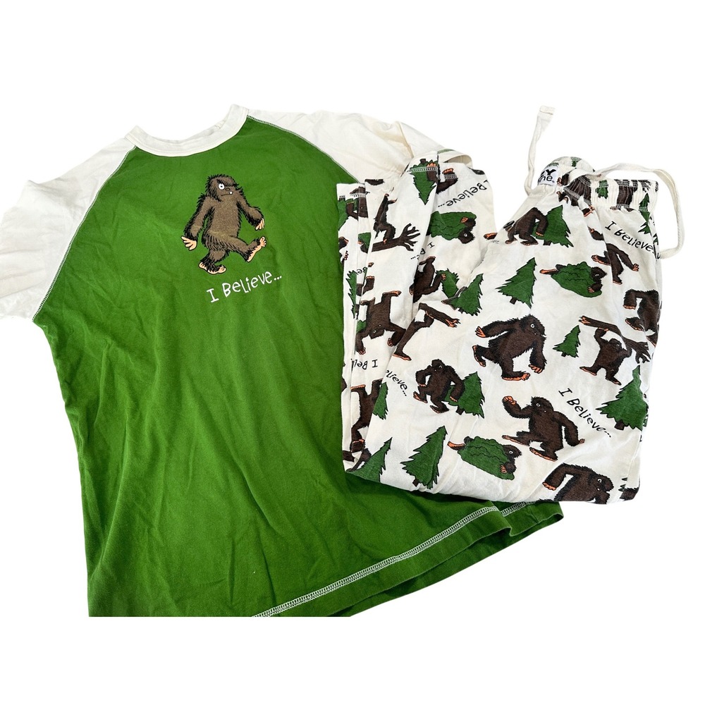 Lazy One Bigfoot Sasquatch Pajama Set Green Cream Mens XS Cotton